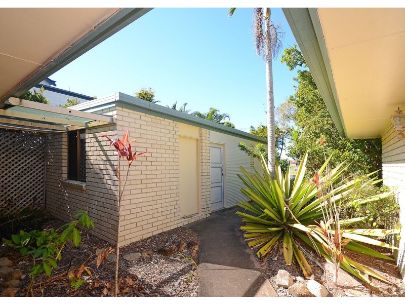 96 Riverview Drive, Burrum Heads QLD 4659