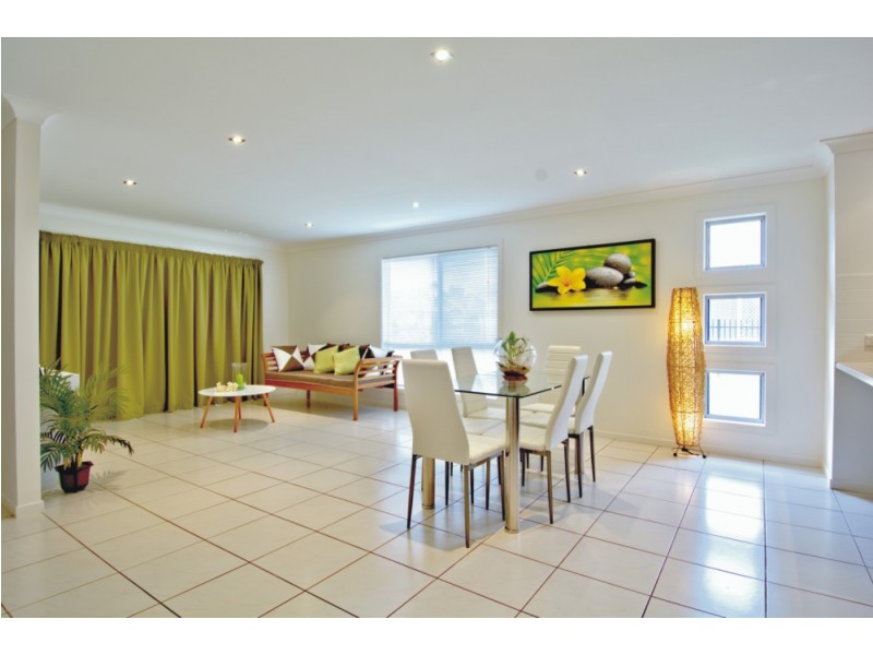8 Barramundi Drive, Burrum Heads QLD 4659