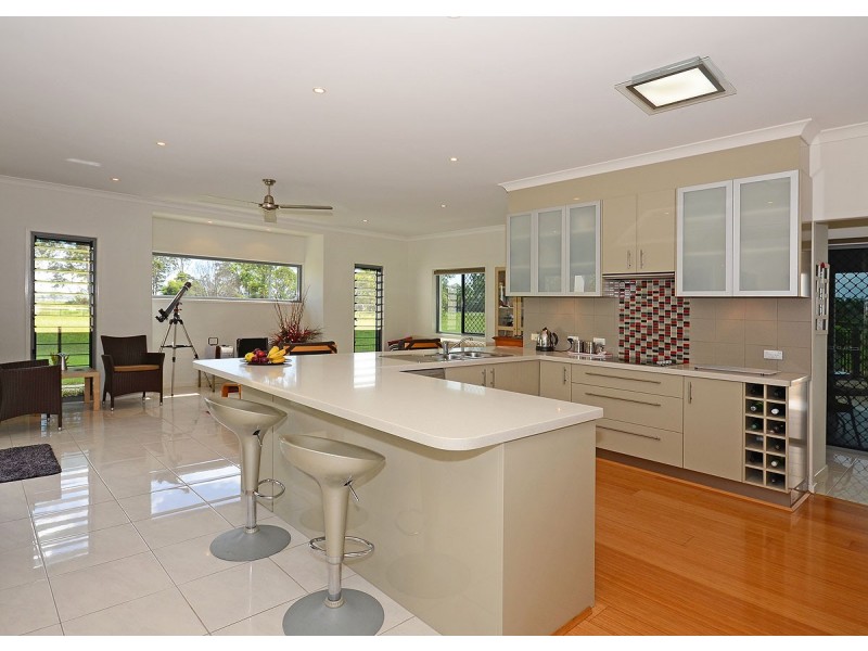 42 Travston Way, Burrum Heads QLD 4659