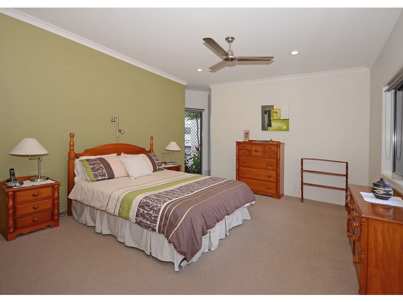 42 Travston Way, Burrum Heads QLD 4659