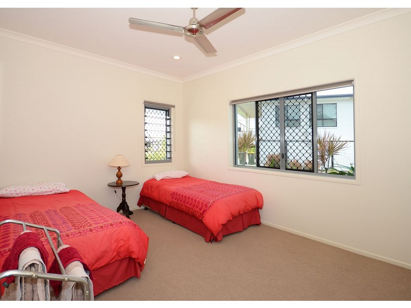 42 Travston Way, Burrum Heads QLD 4659