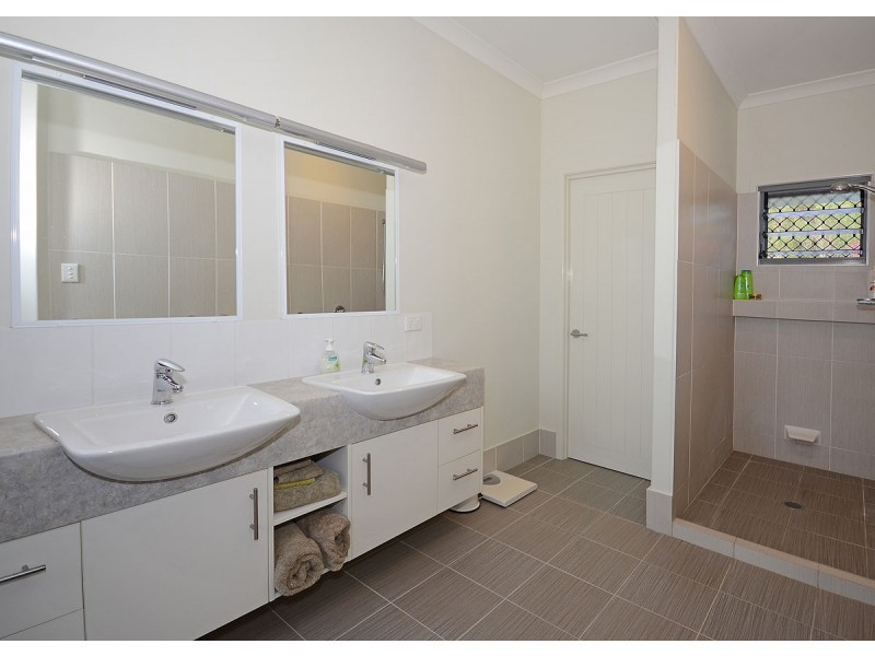 42 Travston Way, Burrum Heads QLD 4659