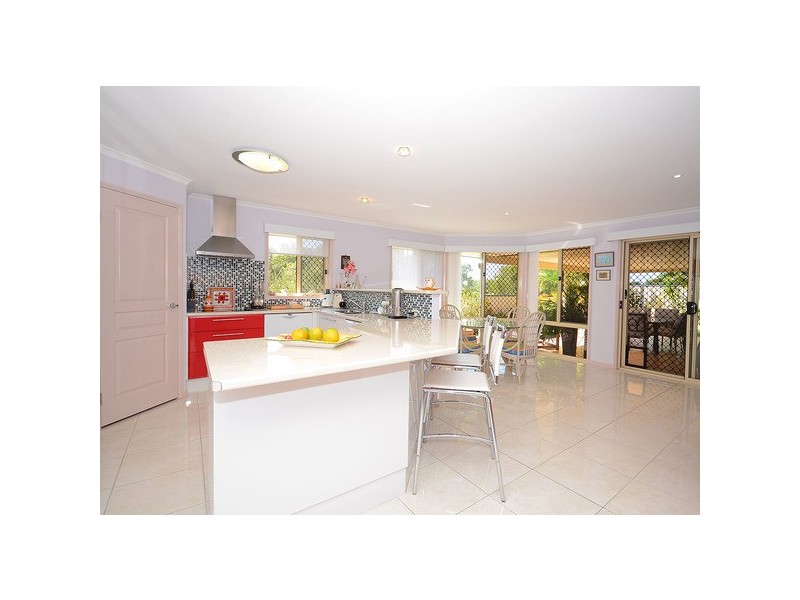 29 Lucas Drive, Burrum Heads QLD 4659