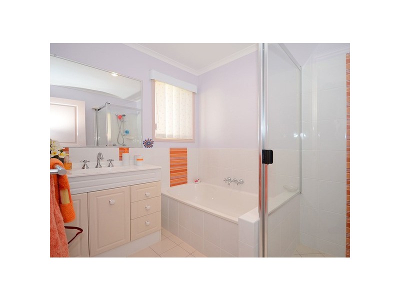 29 Lucas Drive, Burrum Heads QLD 4659