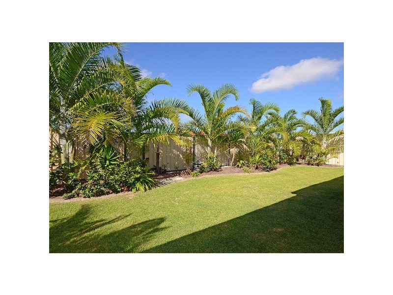29 Lucas Drive, Burrum Heads QLD 4659