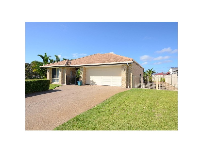 29 Lucas Drive, Burrum Heads QLD 4659