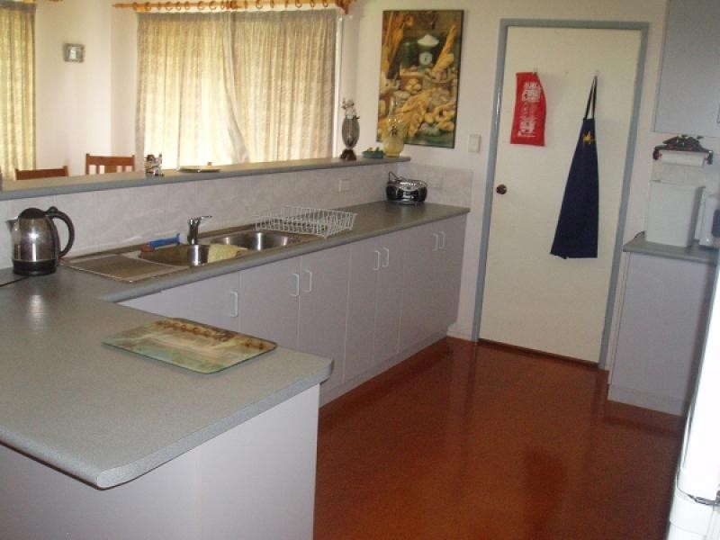 17 Hoffman Street, Burrum Heads QLD 4659