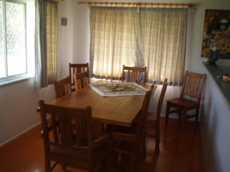 17 Hoffman Street, Burrum Heads QLD 4659