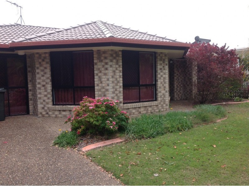 32 Beach Drive, Burrum Heads QLD 4659