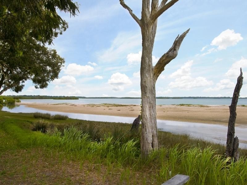 88 Riverview Drive, Burrum Heads QLD 4659
