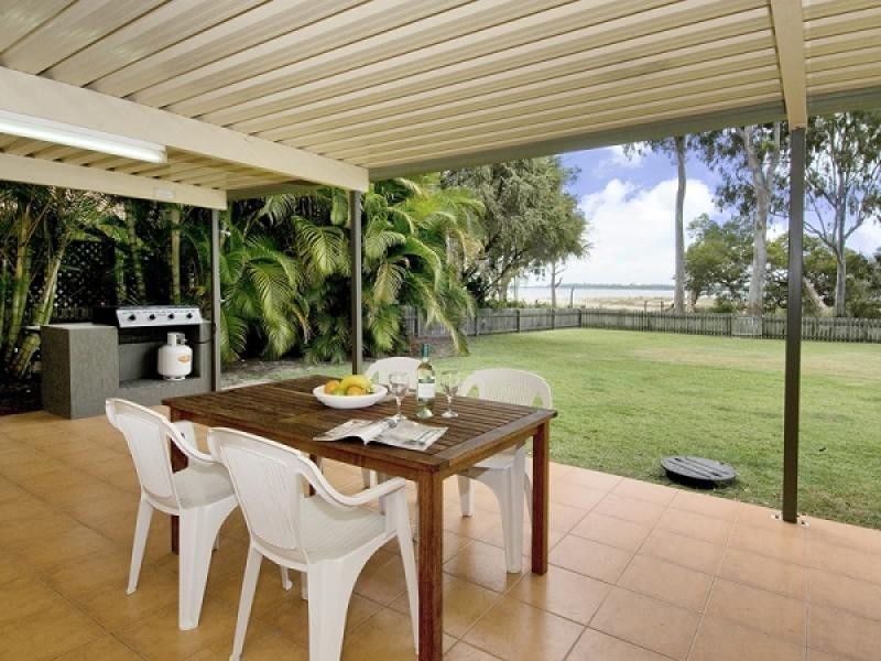 88 Riverview Drive, Burrum Heads QLD 4659