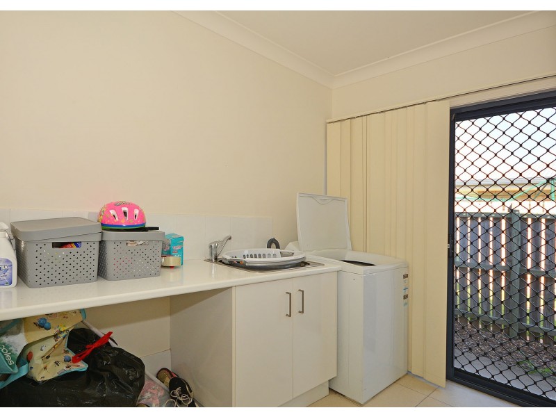 8 Krista Court, Burrum Heads QLD 4659