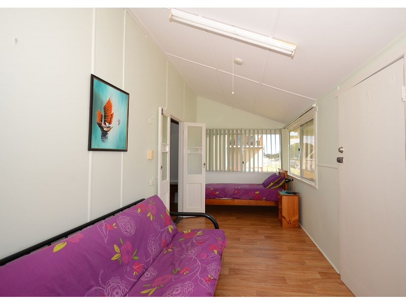 11 Burrum Street, Burrum Heads QLD 4659