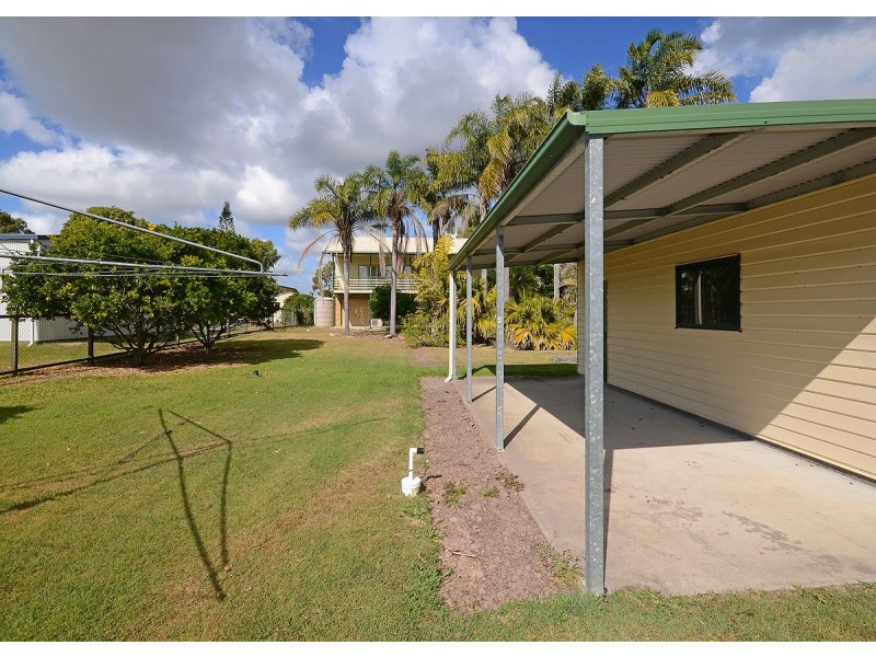 11 Burrum Street, Burrum Heads QLD 4659