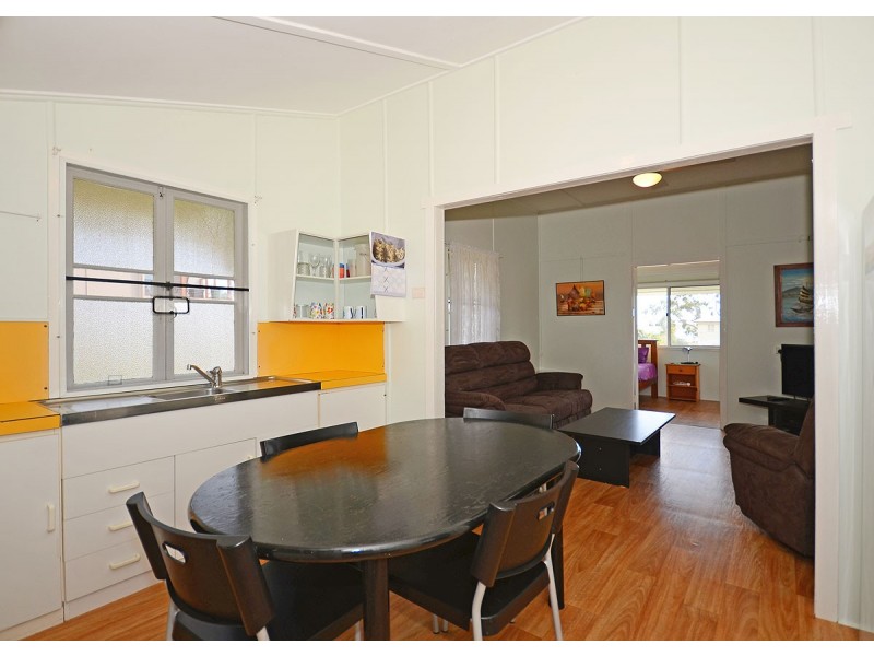 11 Burrum Street, Burrum Heads QLD 4659