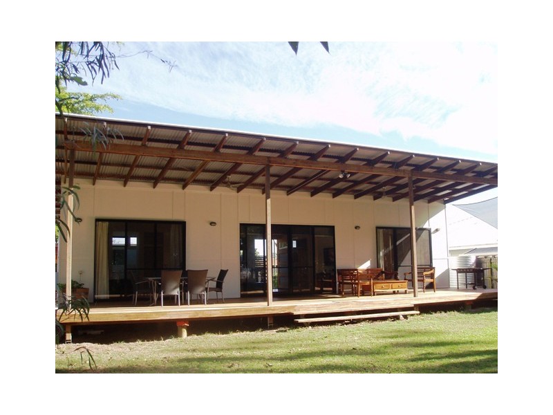 124 Kingfisher Pde, Toogoom QLD 4655
