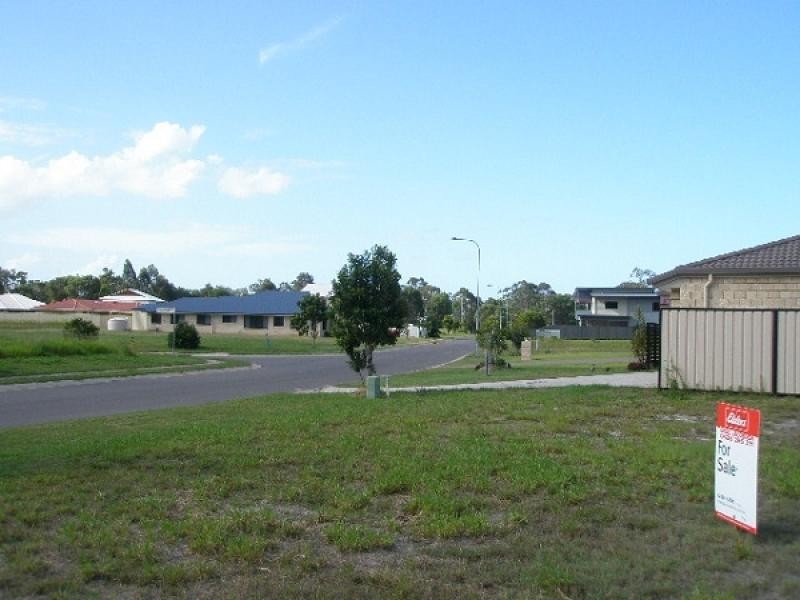 125 Riverview Drive, Burrum Heads QLD 4659