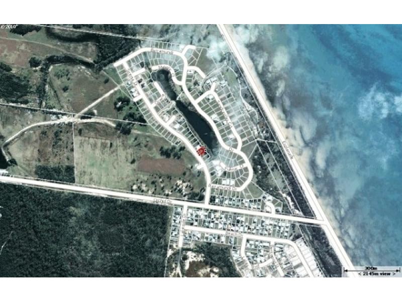 17 Sirenia Drive, Burrum Heads QLD 4659