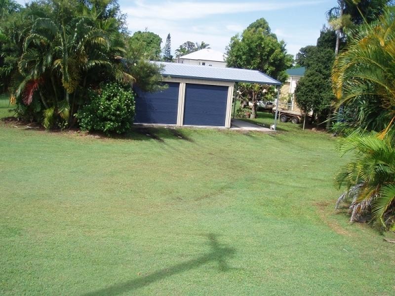 16 Torbanlea Street, Burrum Heads QLD 4659