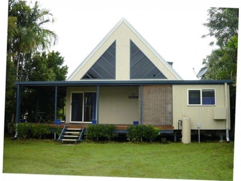 16 Torbanlea Street, Burrum Heads QLD 4659