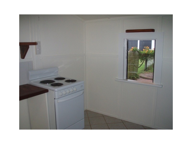 33 Burrum Street, Burrum Heads QLD 4659