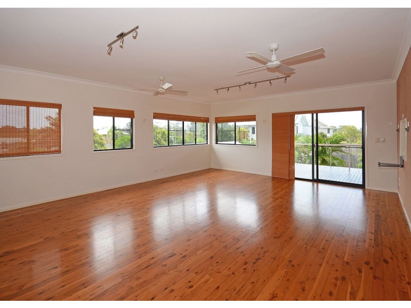 4 Bentwood Street, Burrum Heads QLD 4659