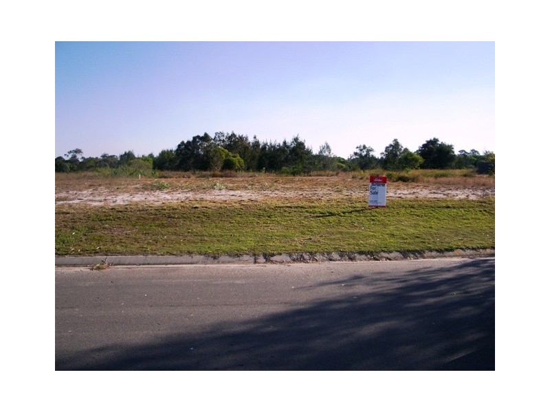 67 Beach Drive, Burrum Heads QLD 4659