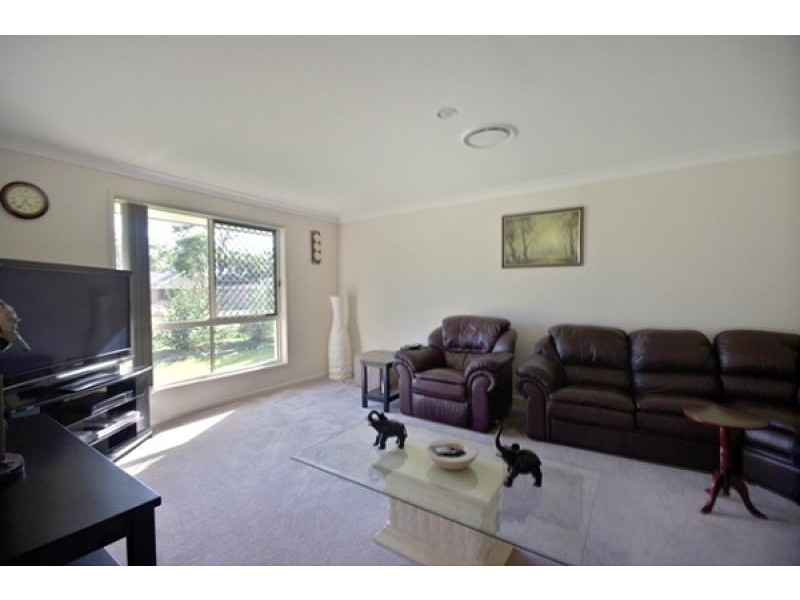 7 Elboz Crt, Burrum Heads QLD 4659