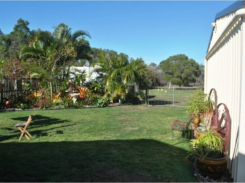 5 Beach Drive, Burrum Heads QLD 4659