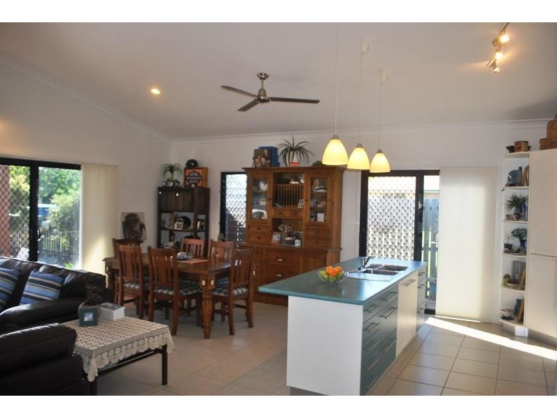 5 Beach Drive, Burrum Heads QLD 4659