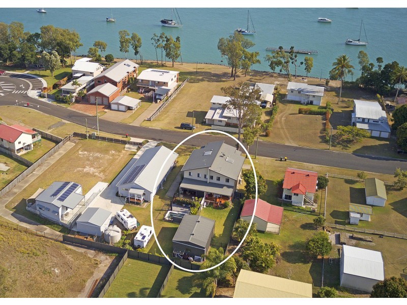 2/9 Burrum Street, Burrum Heads QLD 4659