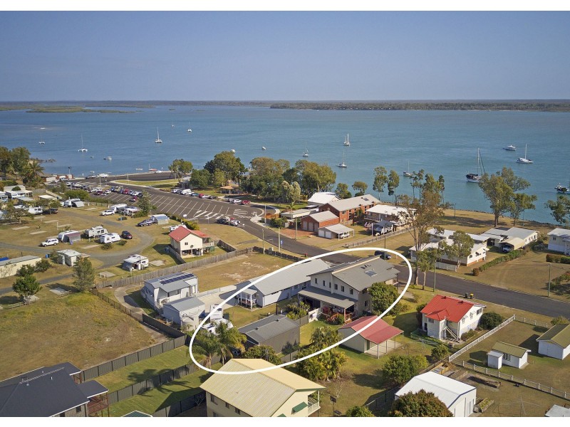 2/9 Burrum Street, Burrum Heads QLD 4659