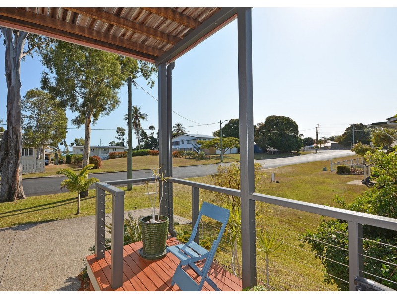 2/9 Burrum Street, Burrum Heads QLD 4659