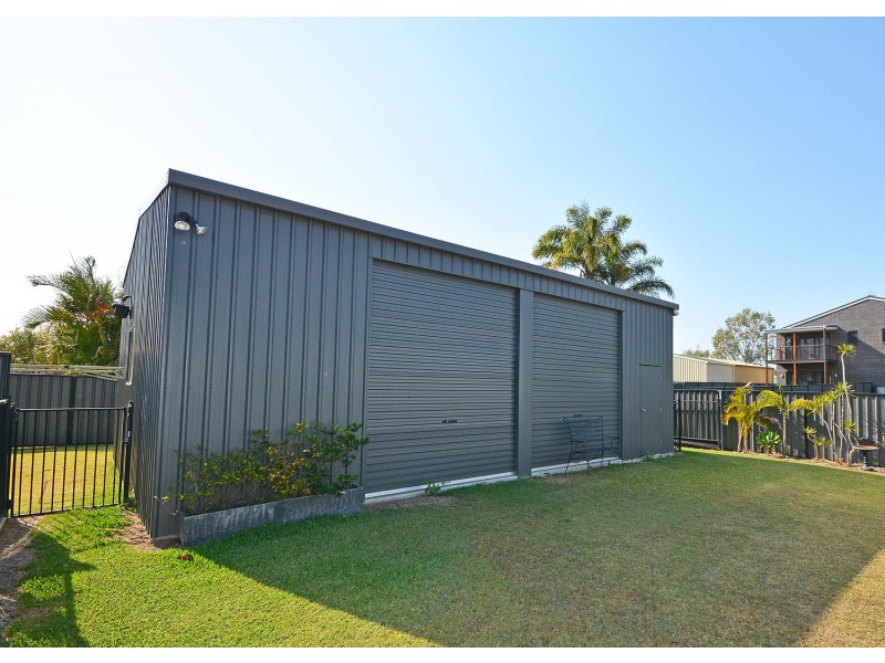 2/9 Burrum Street, Burrum Heads QLD 4659