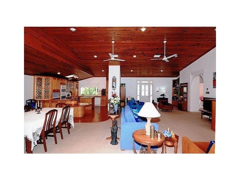 94 Riverview Drive, Burrum Heads QLD 4659