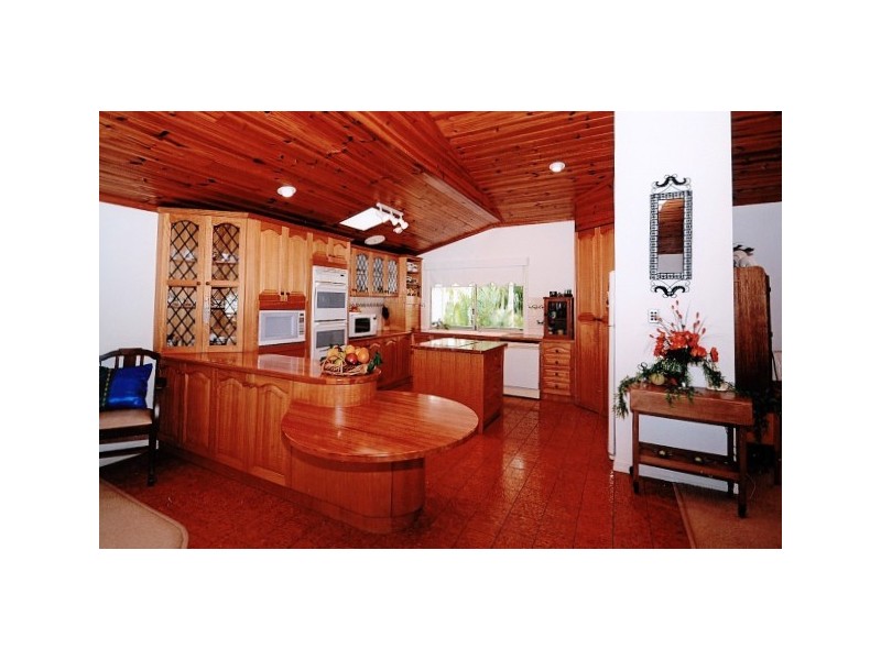 94 Riverview Drive, Burrum Heads QLD 4659