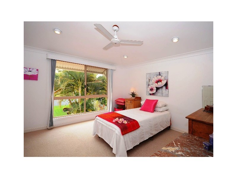 94 Riverview Drive, Burrum Heads QLD 4659