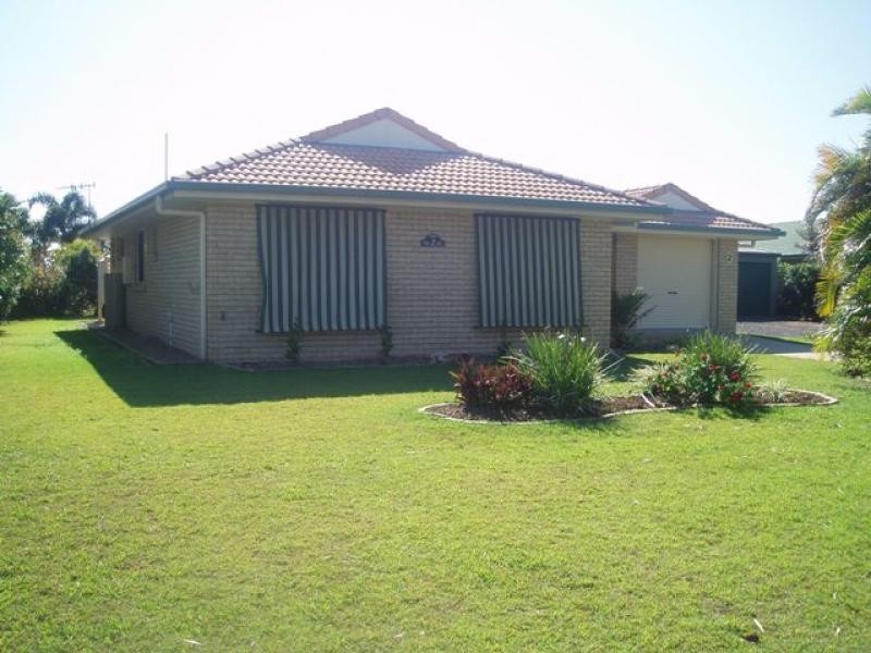 2 Amber Court, Burrum Heads QLD 4659