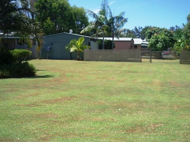 46 Beach Drive, Burrum Heads QLD 4659