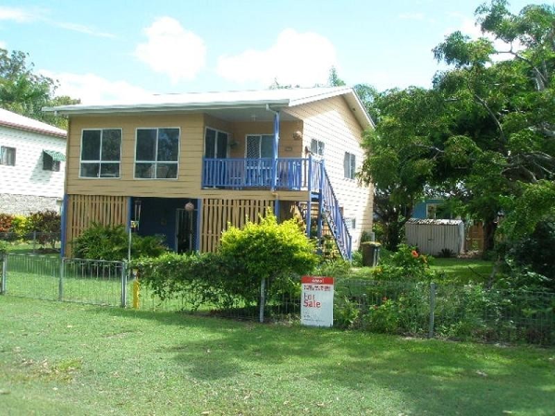 179 Burrum Street, Burrum Heads QLD 4659