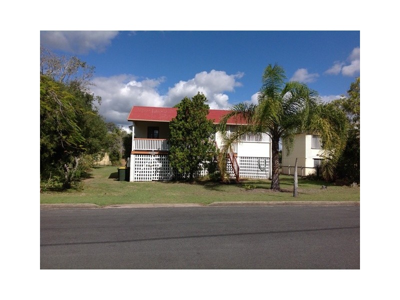 25 Burrum Street, Burrum Heads QLD 4659
