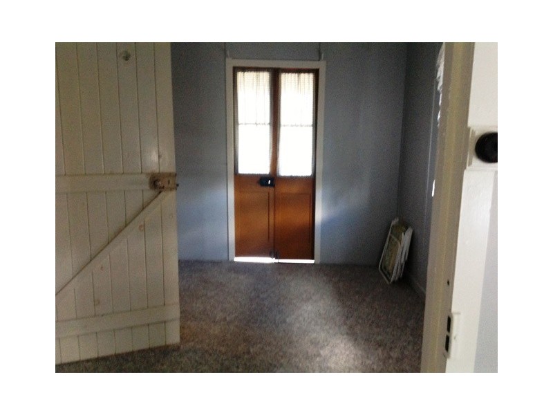 25 Burrum Street, Burrum Heads QLD 4659