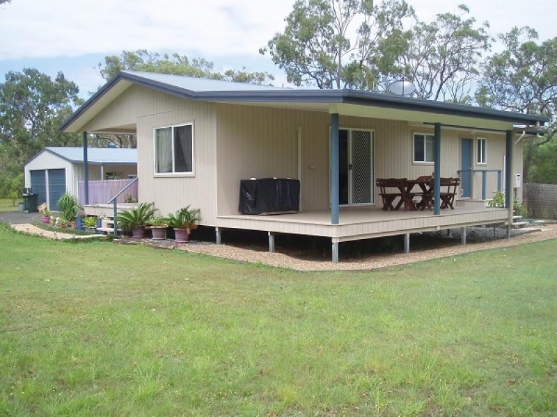 709 Burrum Heads Road, Burrum River QLD 4659