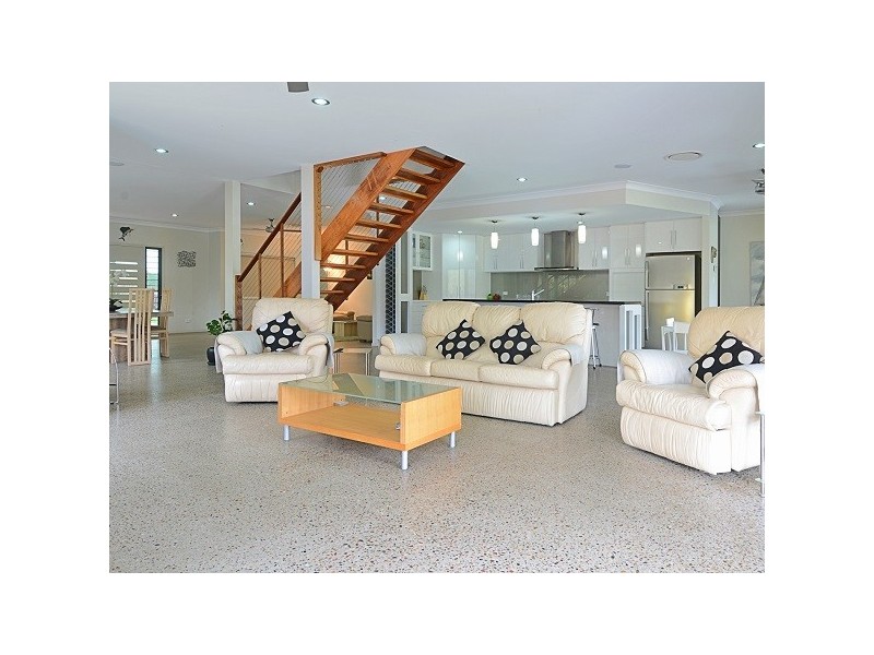 56 Sunrise Crescent, Burrum Heads QLD 4659