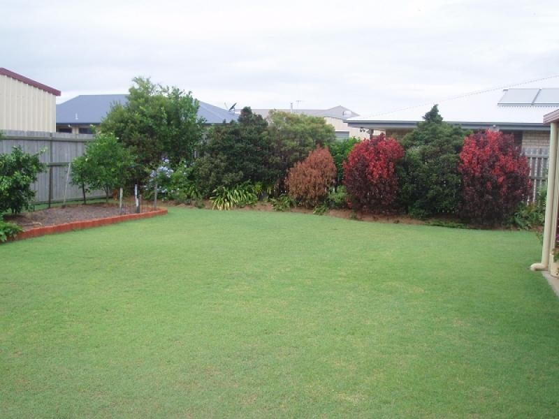 15 Louise Drive, Burrum Heads QLD 4659