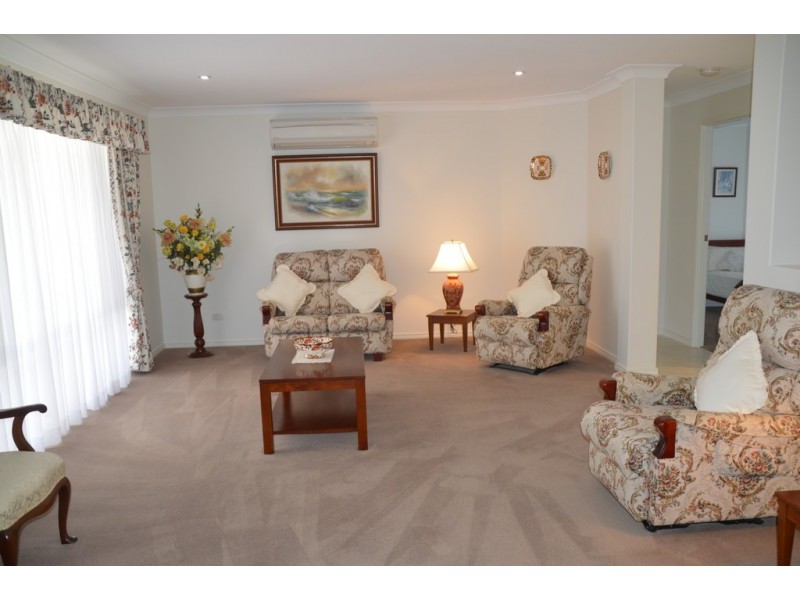 10 Barramundi Drive, Burrum Heads QLD 4659