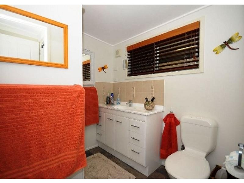 185 Burrum Street, Burrum Heads QLD 4659