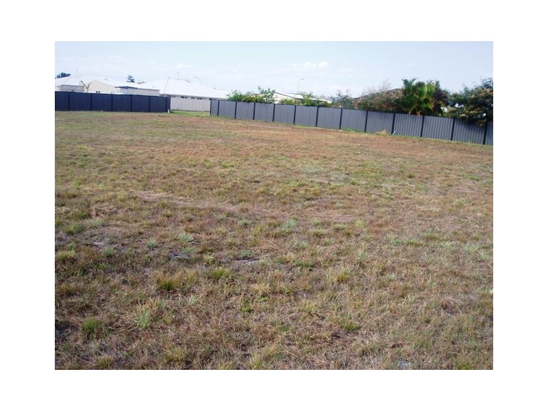 19 Bryan Crt, Burrum Heads QLD 4659