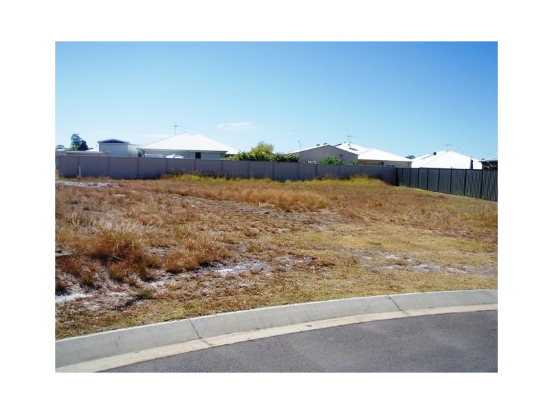 27 Bryan Crt, Burrum Heads QLD 4659