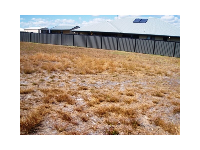 27 Bryan Crt, Burrum Heads QLD 4659